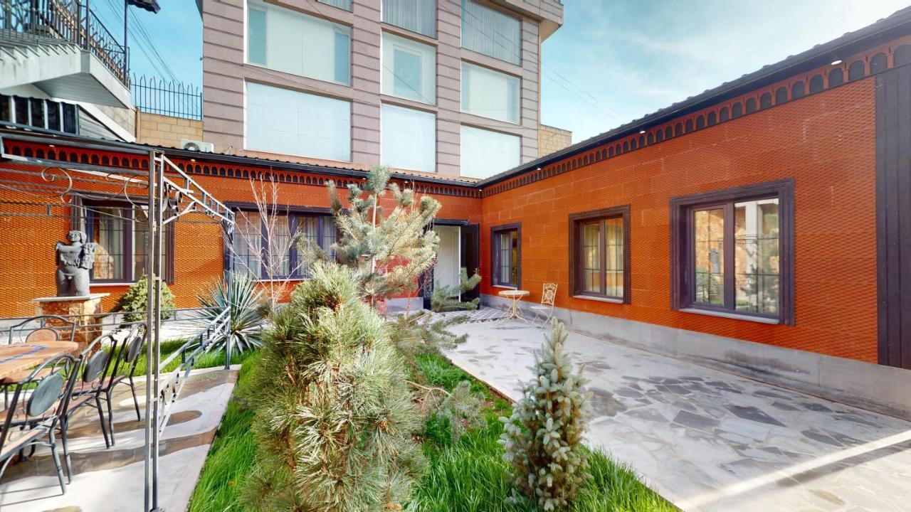 Aspar Boutique Hotel Yerevan Exterior photo